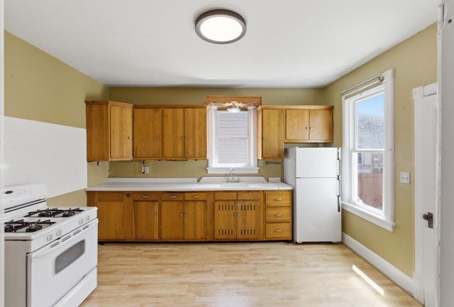 2657 N Weil STREET, Milwaukee, WI 53212