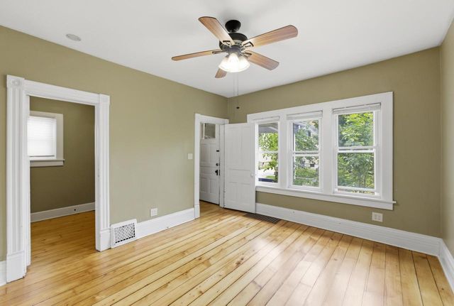 2657 N Weil STREET, Milwaukee, WI 53212