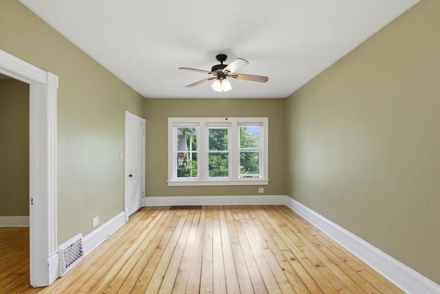 2657 N Weil STREET, Milwaukee, WI 53212