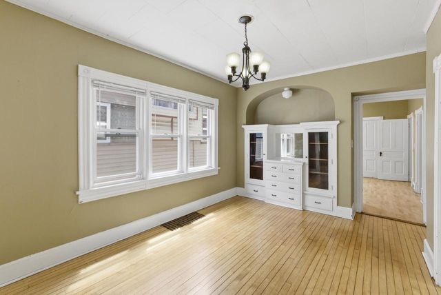 2657 N Weil STREET, Milwaukee, WI 53212