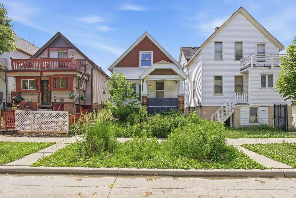2657 N Weil STREET, Milwaukee, WI 53212