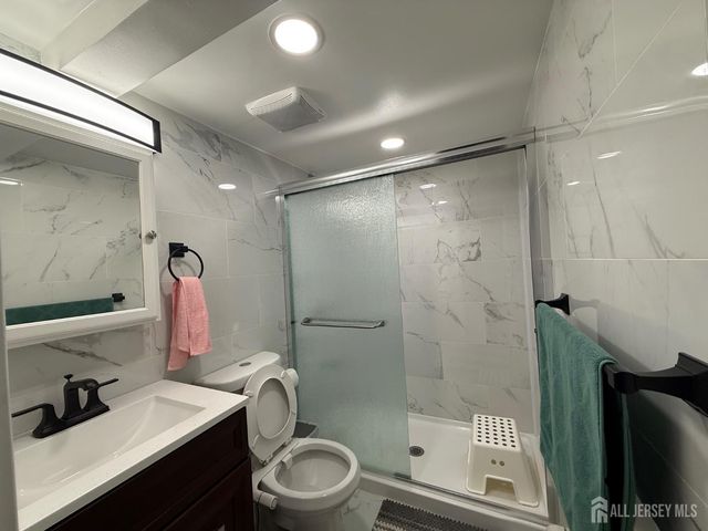 208 Julius Street, Iselin, NJ 08830