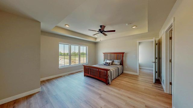 212 Settlers DRIVE, Jefferson, WI 53549
