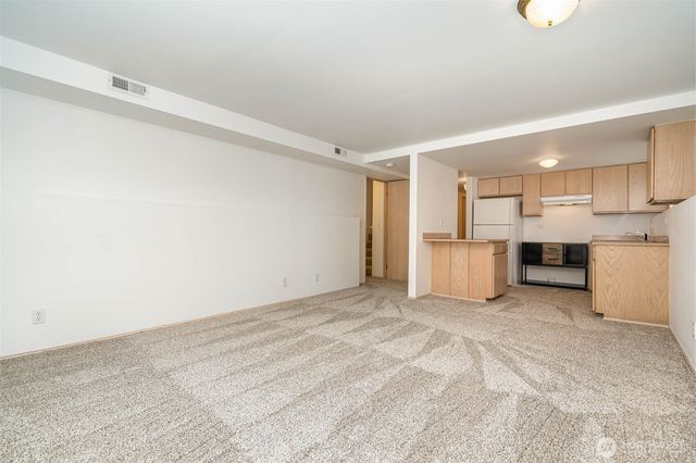 2006 42nd Avenue E, Seattle, WA 98112