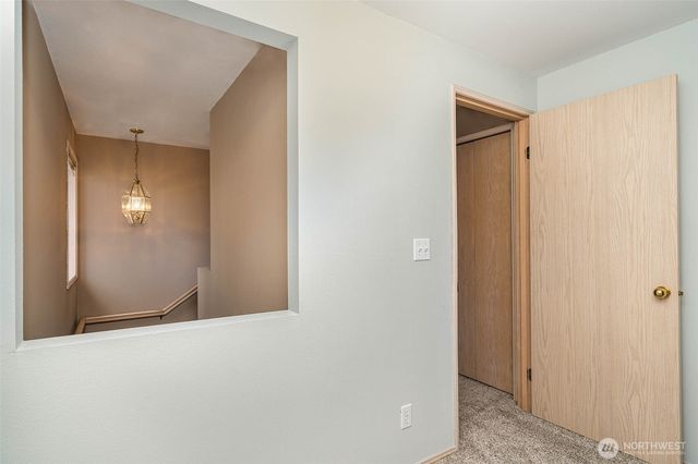 2006 42nd Avenue E, Seattle, WA 98112