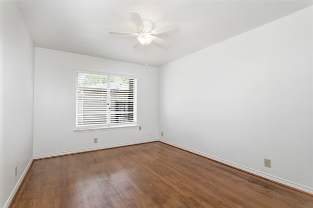 11050 Wyatt Street, Dallas, TX 75218
