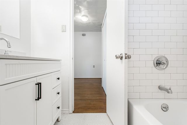11050 Wyatt Street, Dallas, TX 75218