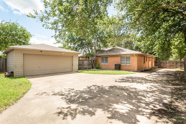 11050 Wyatt Street, Dallas, TX 75218
