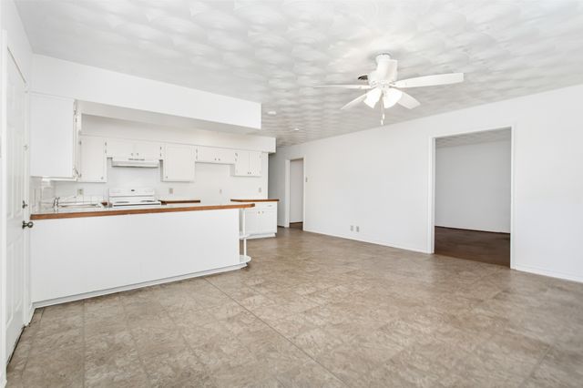 11050 Wyatt Street, Dallas, TX 75218