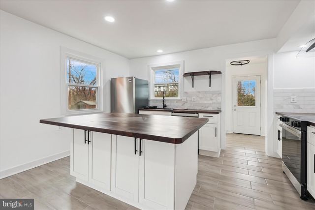 537 E DUNCAN AVE, Alexandria, VA 22301