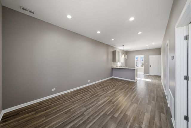 2812 S Trumbull Avenue, Chicago, IL 60623