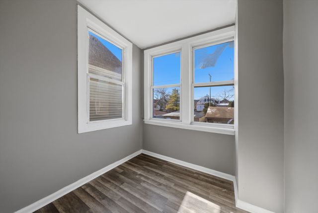 2812 S Trumbull Avenue, Chicago, IL 60623