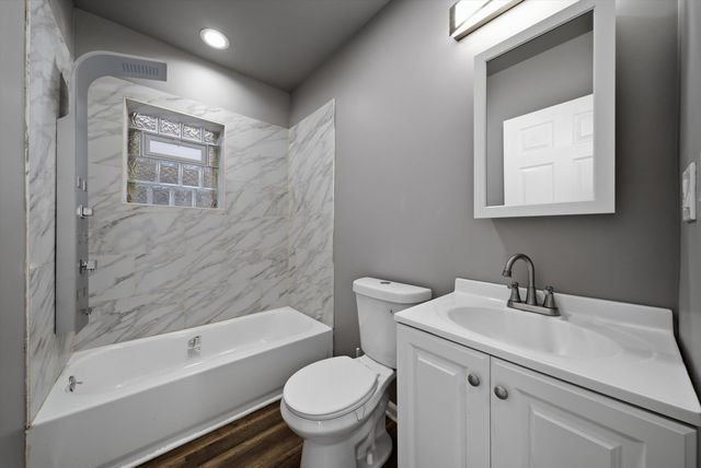 2812 S Trumbull Avenue, Chicago, IL 60623