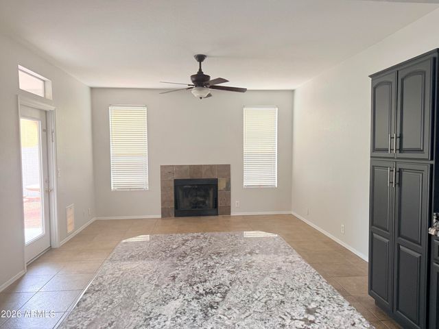 325 W LE MARCHE Avenue, Phoenix, AZ 85023