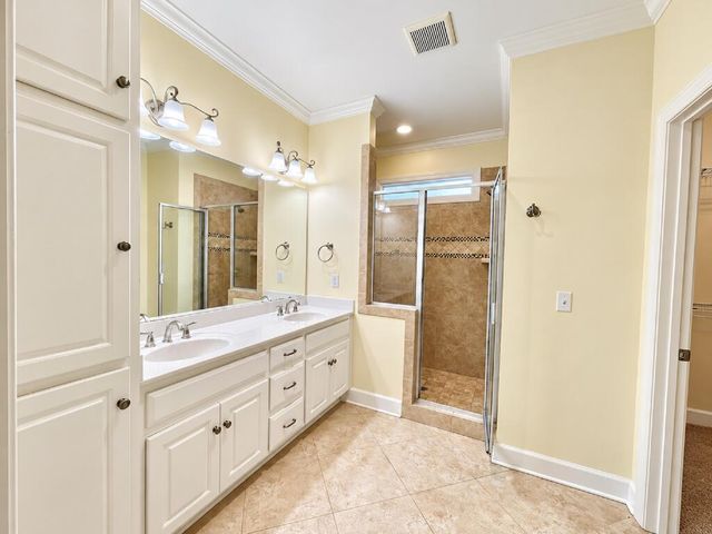 114 Brattleboro Ct, Dothan, AL 36301