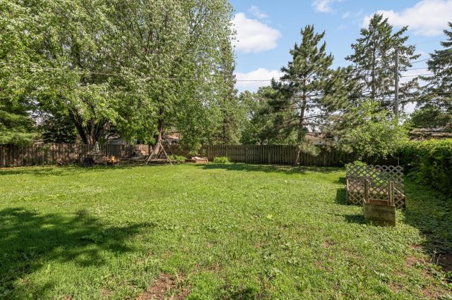 846 Jonathan Drive, Apple Valley, MN 55124