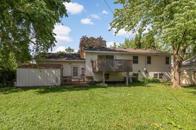 846 Jonathan Drive, Apple Valley, MN 55124