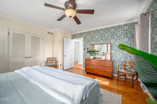 1109 Sourwood Circle, Chapel Hill, NC 27517