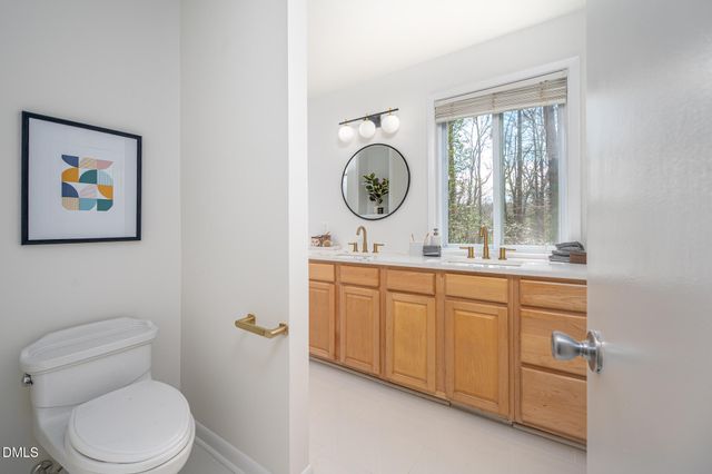 1109 Sourwood Circle, Chapel Hill, NC 27517