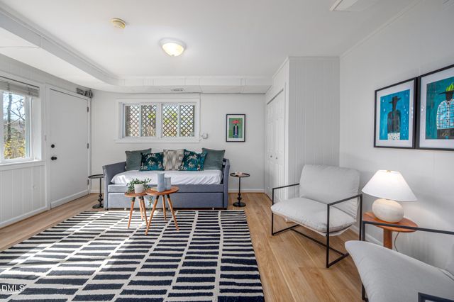 1109 Sourwood Circle, Chapel Hill, NC 27517