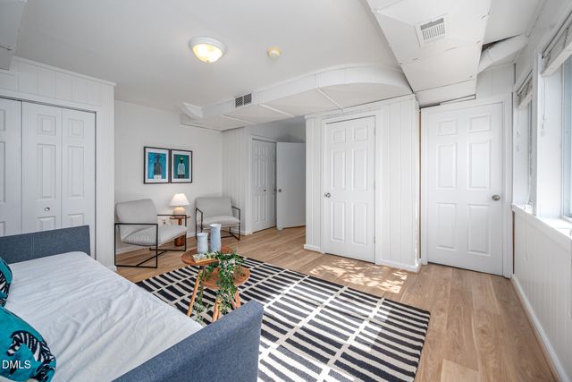 1109 Sourwood Circle, Chapel Hill, NC 27517