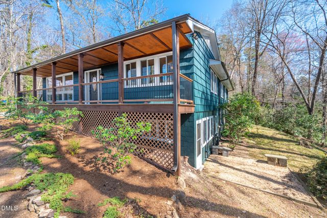 1109 Sourwood Circle, Chapel Hill, NC 27517