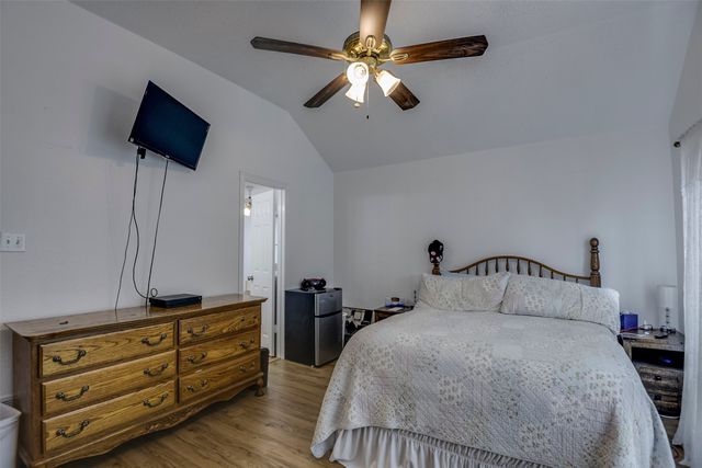 835 Shady Brook Lane, Red Oak, TX 75154