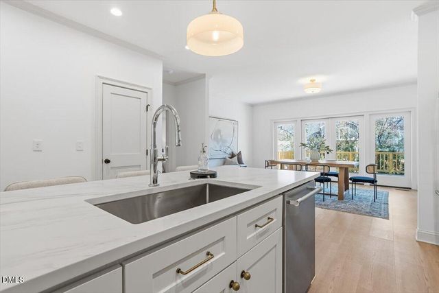 203 Baggett Avenue, Raleigh, NC 27604