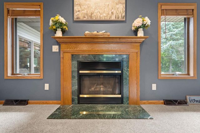 W2585 OAKBROOK COURT, Appleton, WI 54915