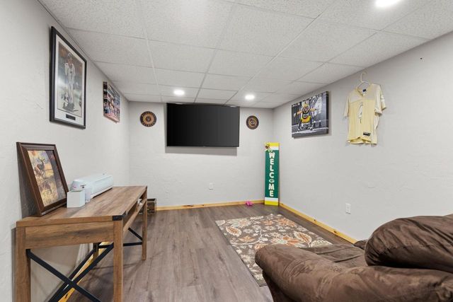 W2585 OAKBROOK COURT, Appleton, WI 54915