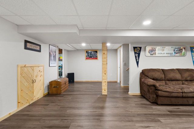 W2585 OAKBROOK COURT, Appleton, WI 54915