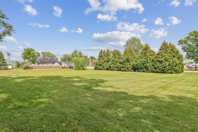 404 E 3rd Street, Woodward, IA 50276