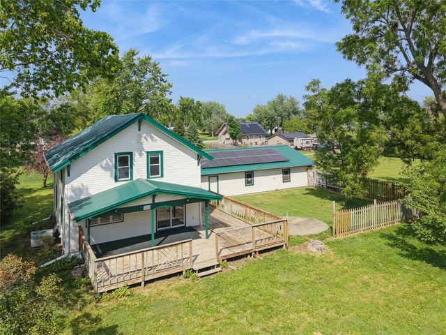 404 E 3rd Street, Woodward, IA 50276