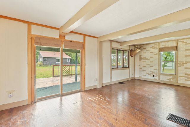 404 E 3rd Street, Woodward, IA 50276