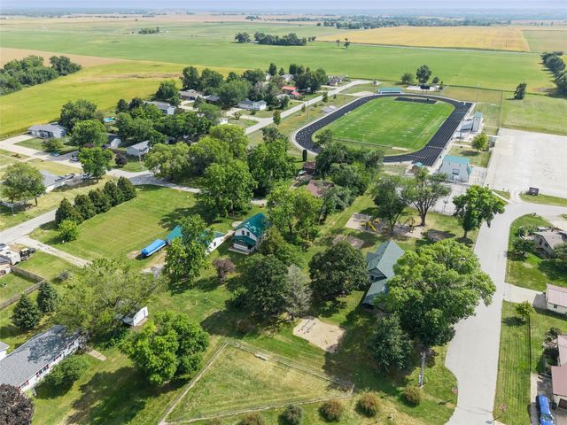 404 E 3rd Street, Woodward, IA 50276