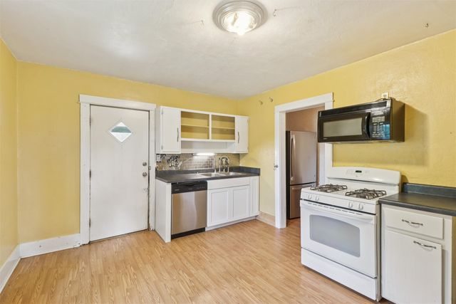 404 E 3rd Street, Woodward, IA 50276