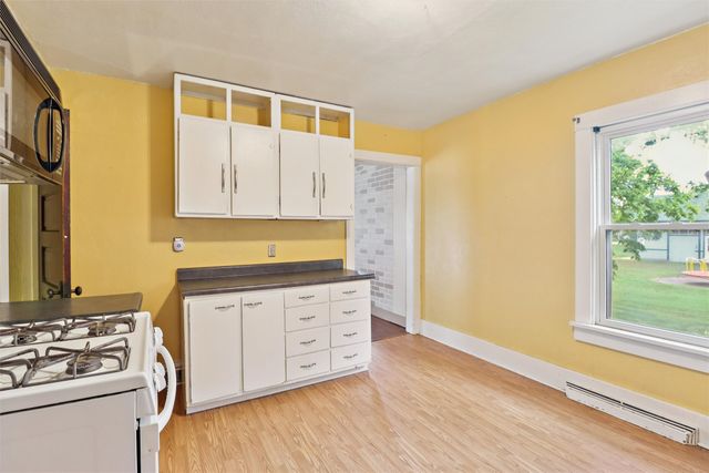 404 E 3rd Street, Woodward, IA 50276