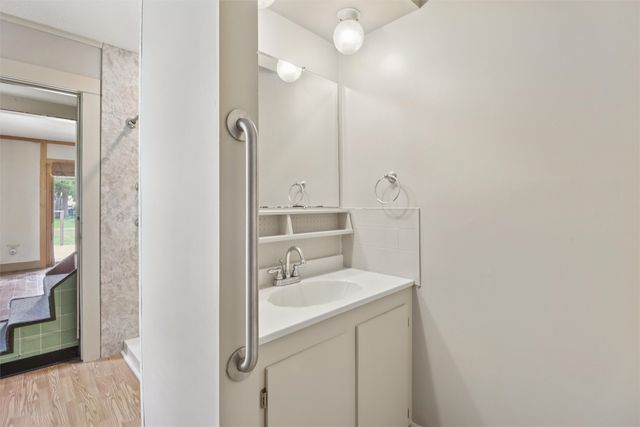 404 E 3rd Street, Woodward, IA 50276