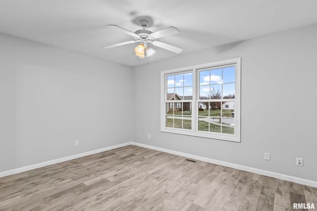 255 Possum Pass Court, Sherman, IL 62684