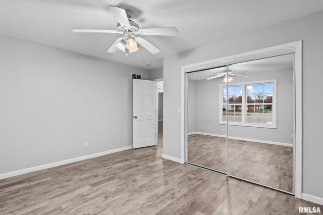 255 Possum Pass Court, Sherman, IL 62684