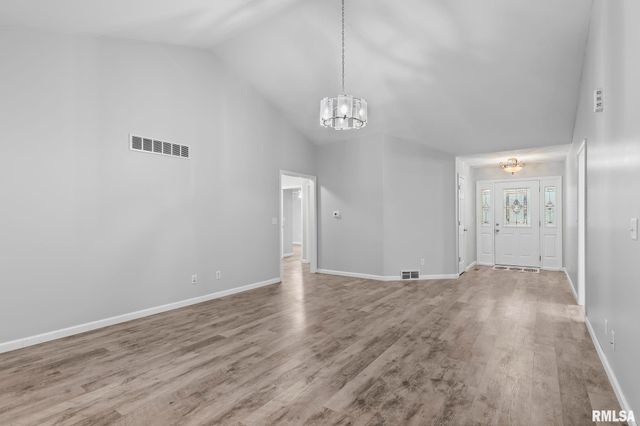 255 Possum Pass Court, Sherman, IL 62684