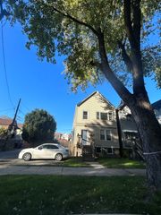 644 W 49th Street 1f, Chicago, IL 60609