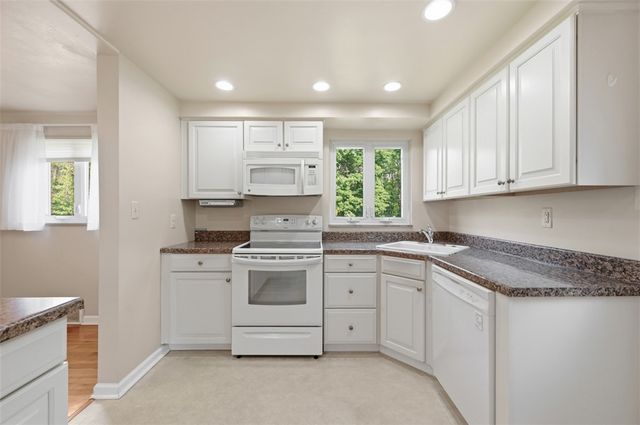 345 ROOSEVELT AVENUE, Mckees Rocks, PA 15136
