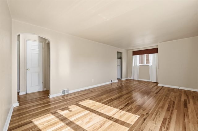 345 ROOSEVELT AVENUE, Mckees Rocks, PA 15136