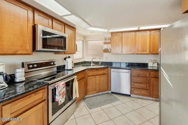 10008 E MICHIGAN Avenue, Sun Lakes, AZ 85248