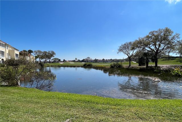 5085 Harmony Circle 201, Vero Beach, FL 32967