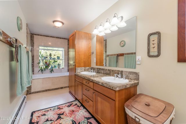 12444 Cloudberry Lane, Ketchikan, AK 99901