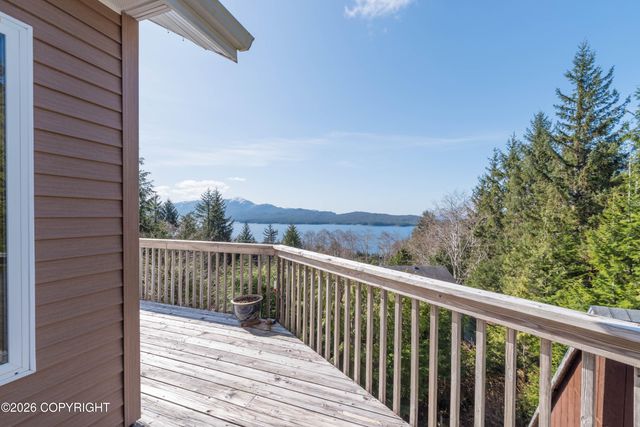 12444 Cloudberry Lane, Ketchikan, AK 99901