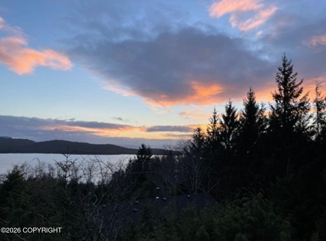12444 Cloudberry Lane, Ketchikan, AK 99901