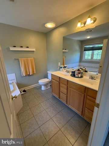 43804 BENT CREEK TER, Leesburg, VA 20176